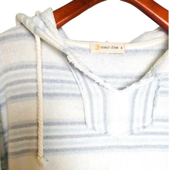 Ocean Drive Blue & White Striped Drawstring Beach Hoodie - Picture 3 of 6